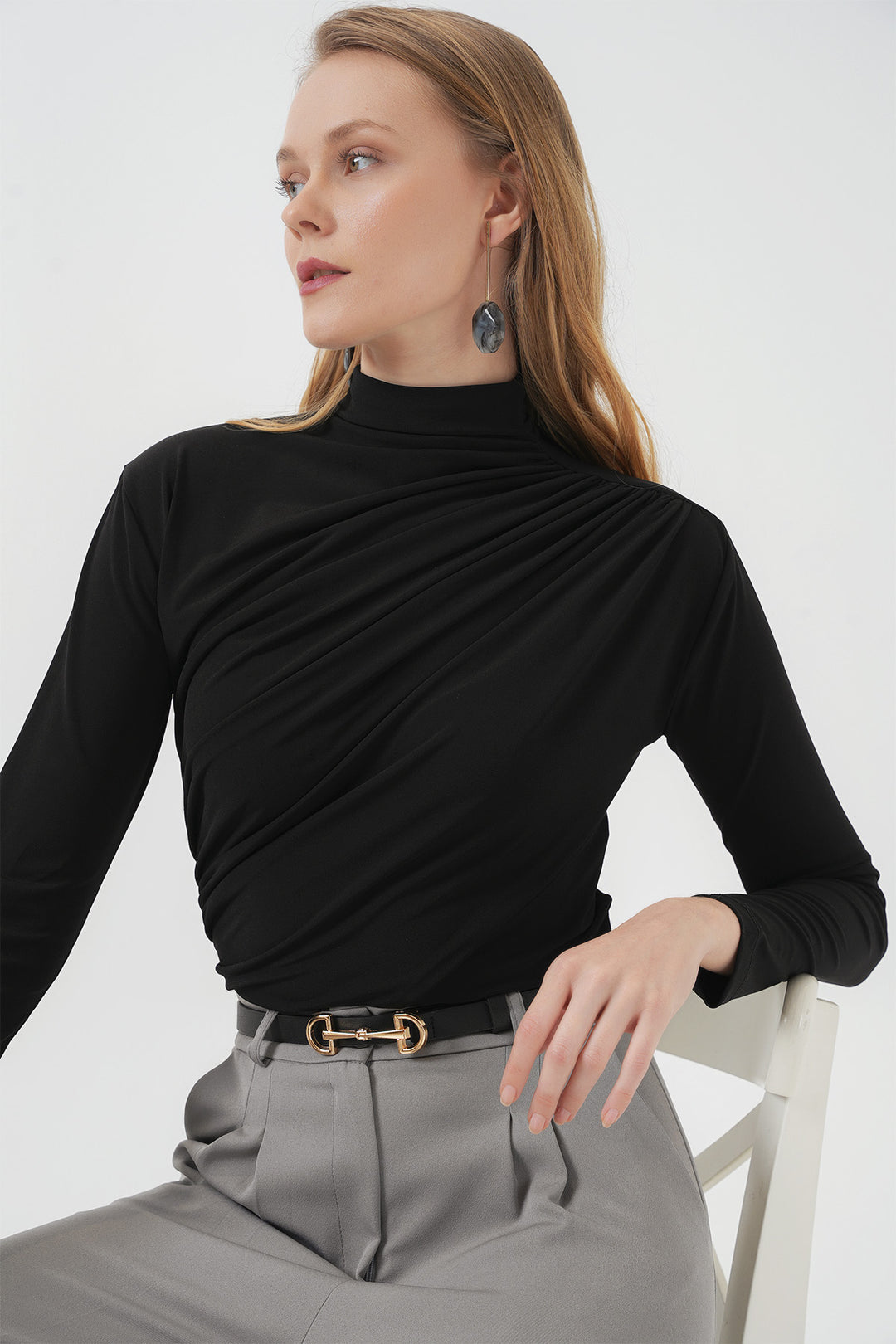 BGD Women Ruffle Detailed Sandy Blouse - Black - Ardea