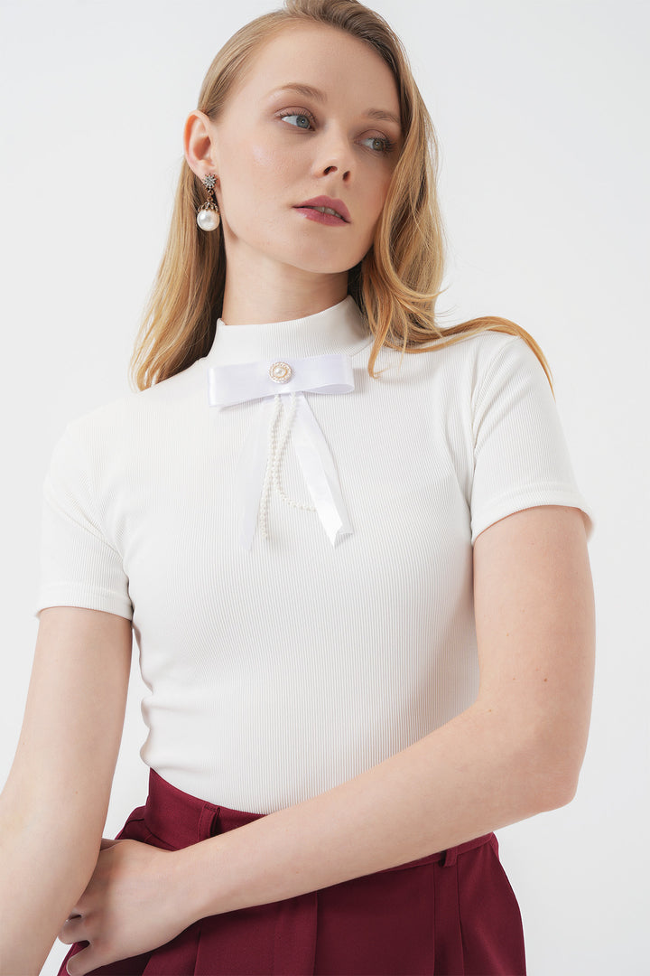 BGD Women Neck Detailed Short Sleeve Blouse - White - Roseville