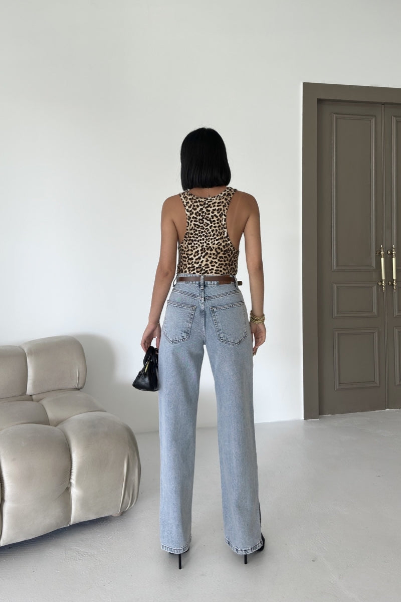 XLJ Stove Pipe Leg High Waisted Relaxed Jean with Slit at Finish Mixed - Sankt Gallen