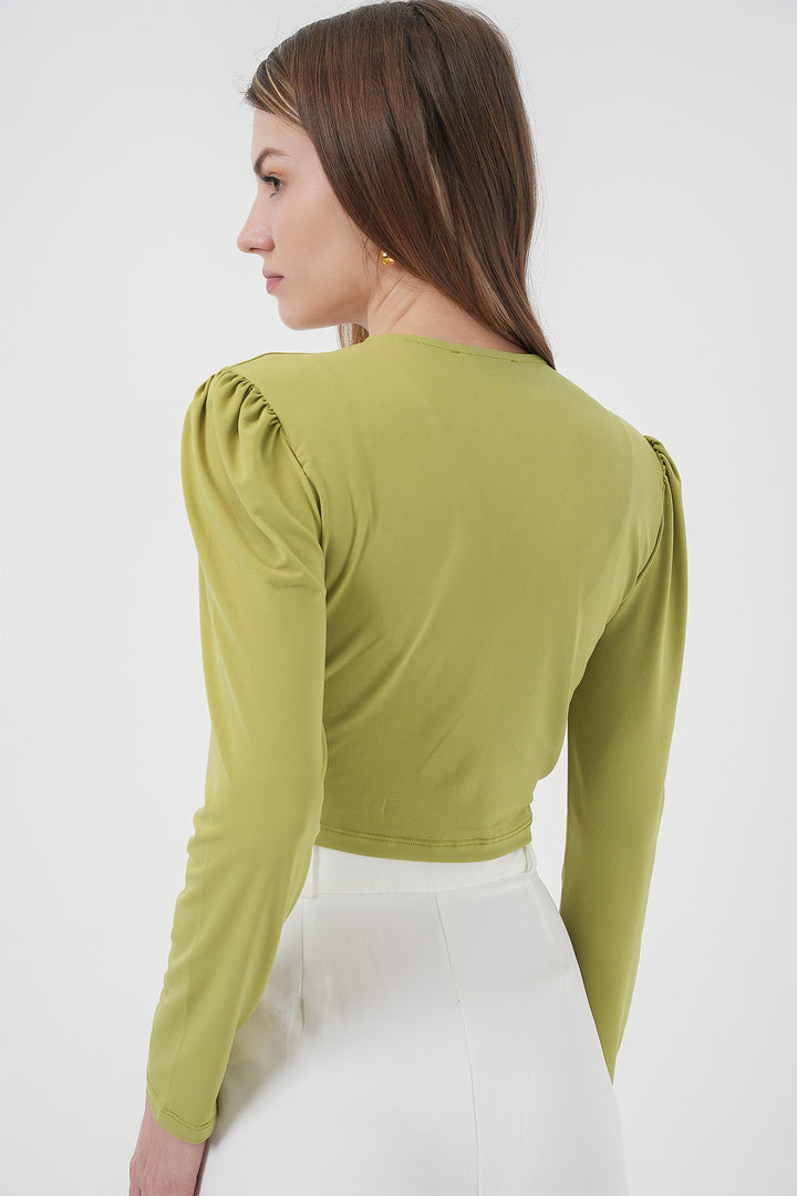 BGD Women Sandy Crop Blouse - Green - Apaseo el Grande