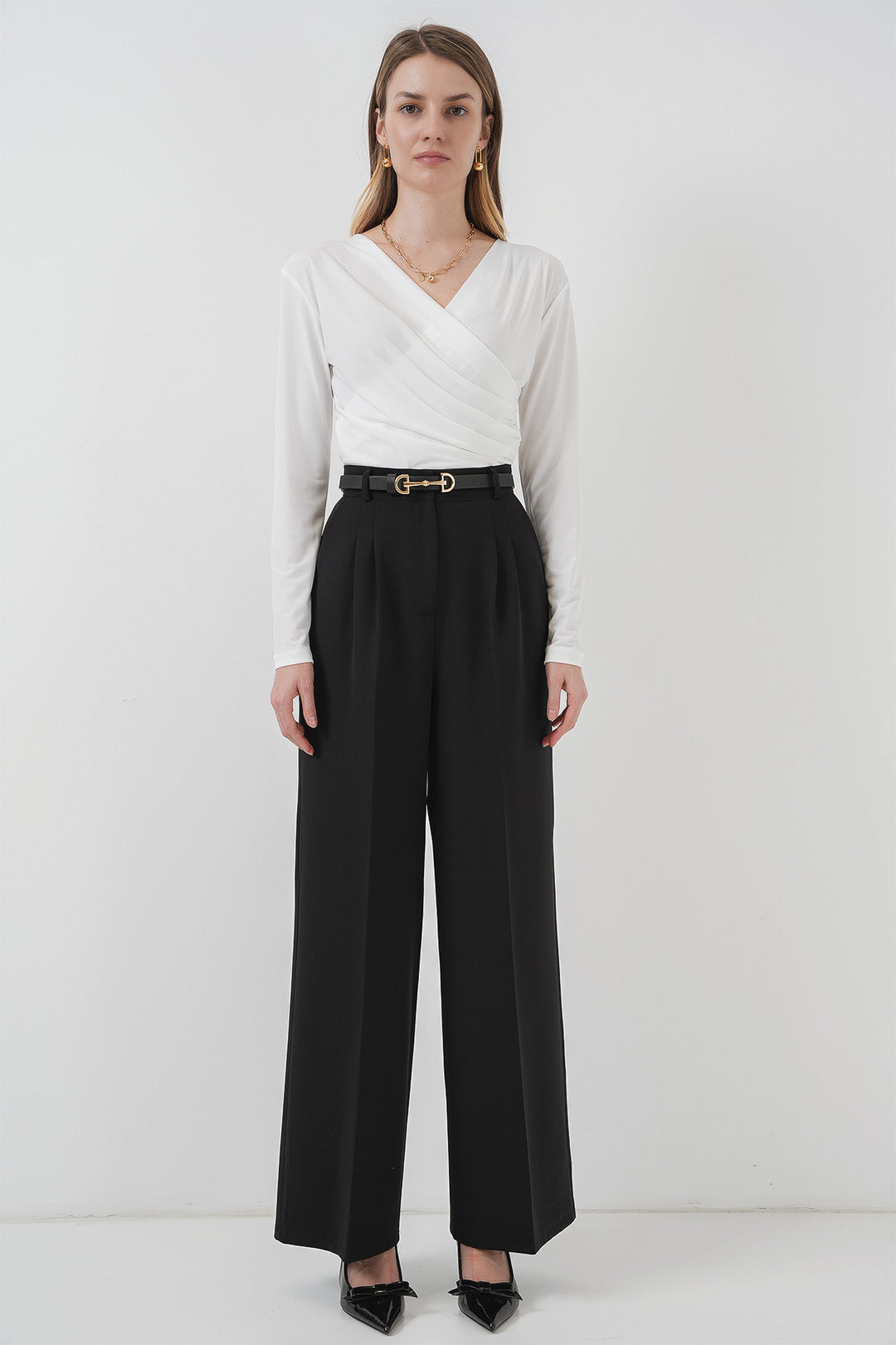 BGD Women Tire Neck Sandy Blouse - White - Ajaccio