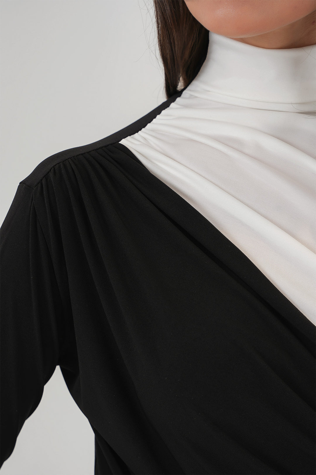 BGD Women Ruffle Detailed Sandy Blouse - Black - Guanajuato