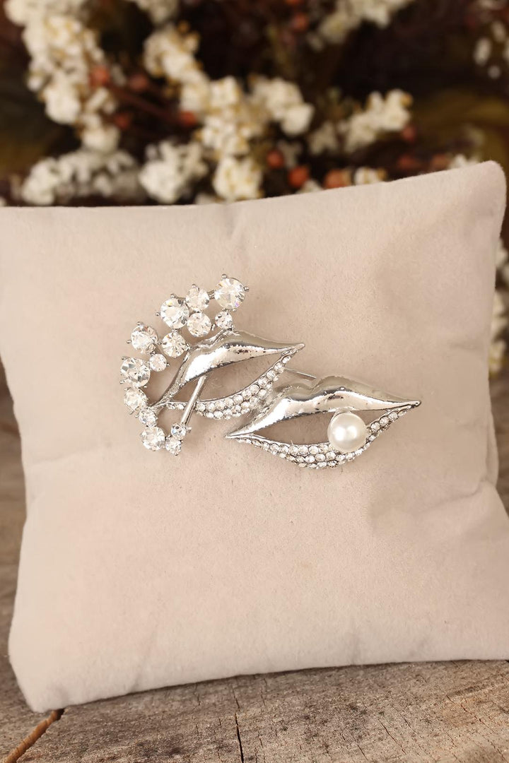 EBJ Brooch with Zircon Stone Lip Figure - Ciudad de Allende