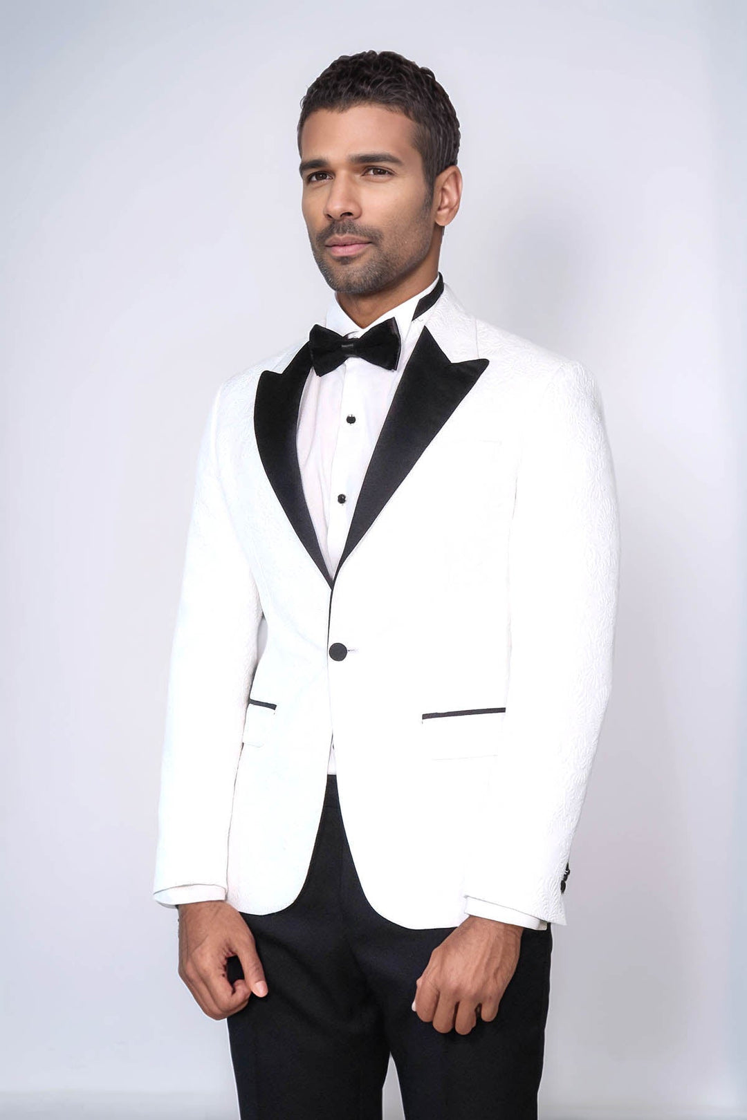 WSS Black Peak Lapel Textured Fabric Men's Royal White Tuxedo Jacket  - Le Mans