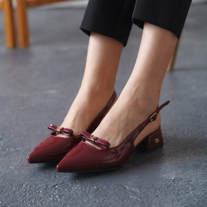 DSM Tess Burgundy Leather Low Heel Shoes - Santa Eulalia del Río