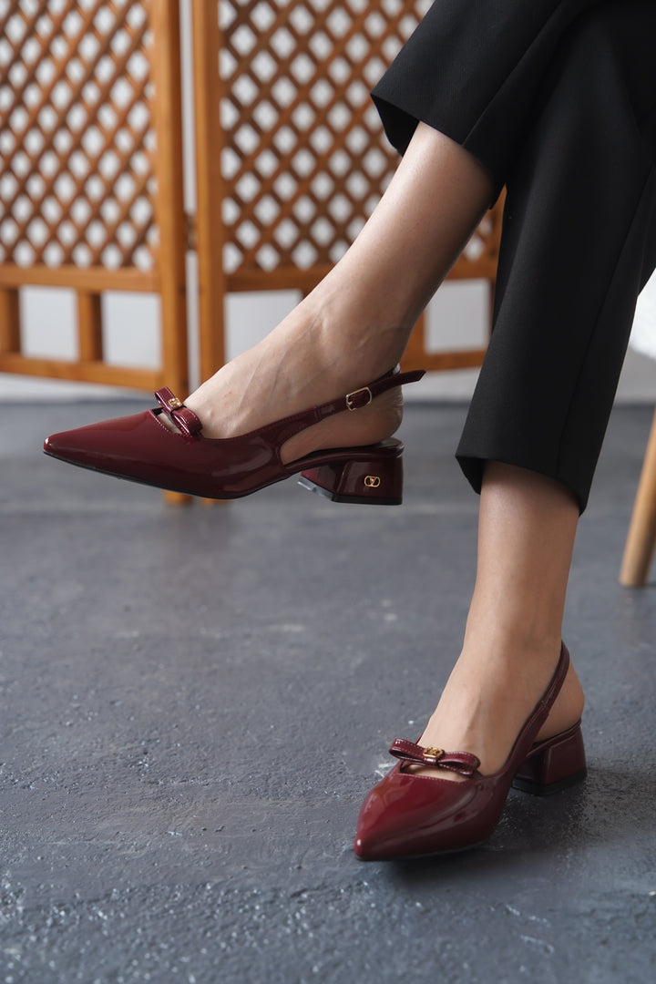 DSM Tess Burgundy Leather Low Heel Shoes - Santa Eulalia del Río