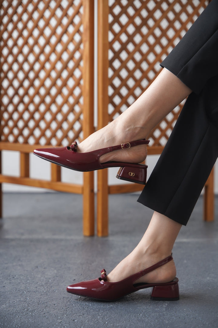 DSM Tess Burgundy Leather Low Heel Shoes - Santa Eulalia del Río