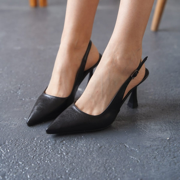 DSM Station Black Leather Pointed Toe High Heels - La Huacana