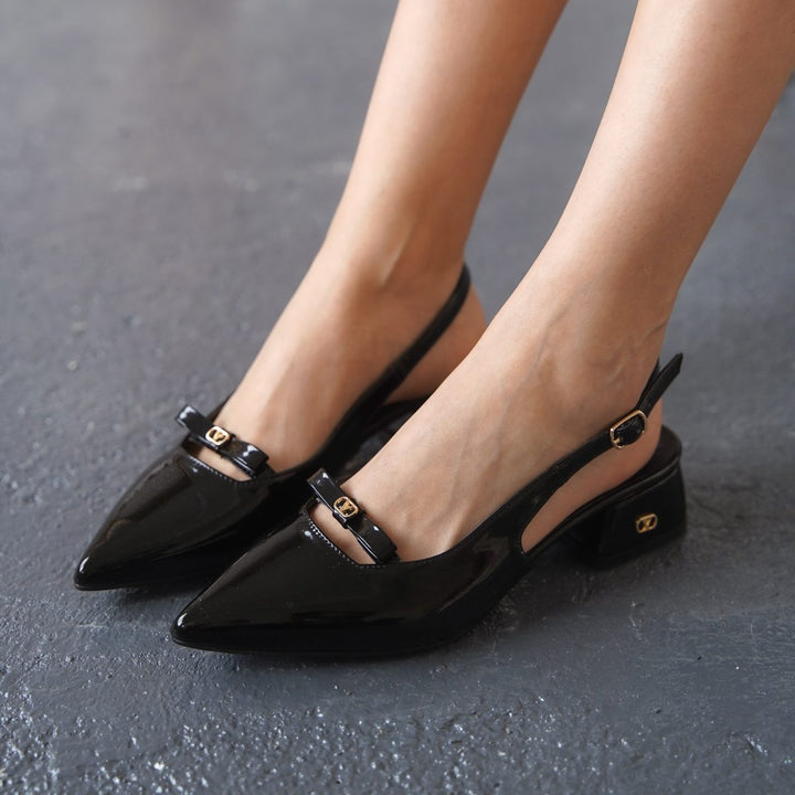DSM Tess Black Patent Low Heel Shoes - Colombes