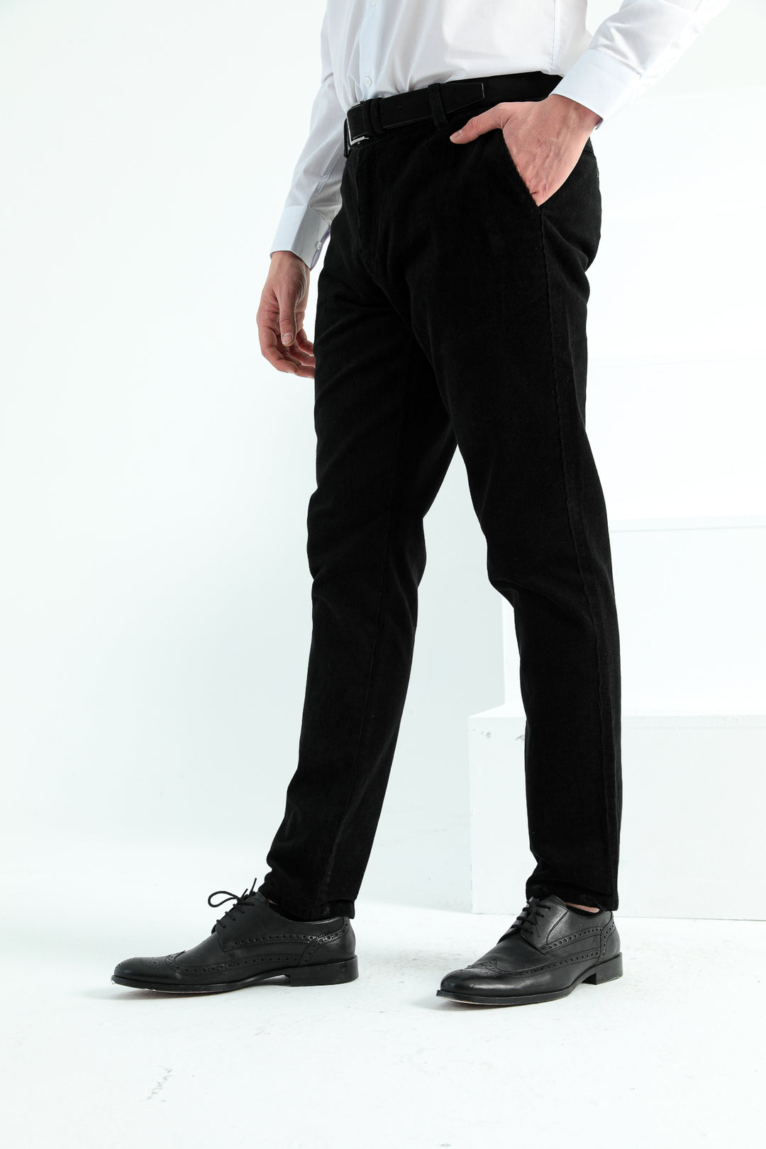 MPL Men's Slimfit Corduroy Pants - Leigh