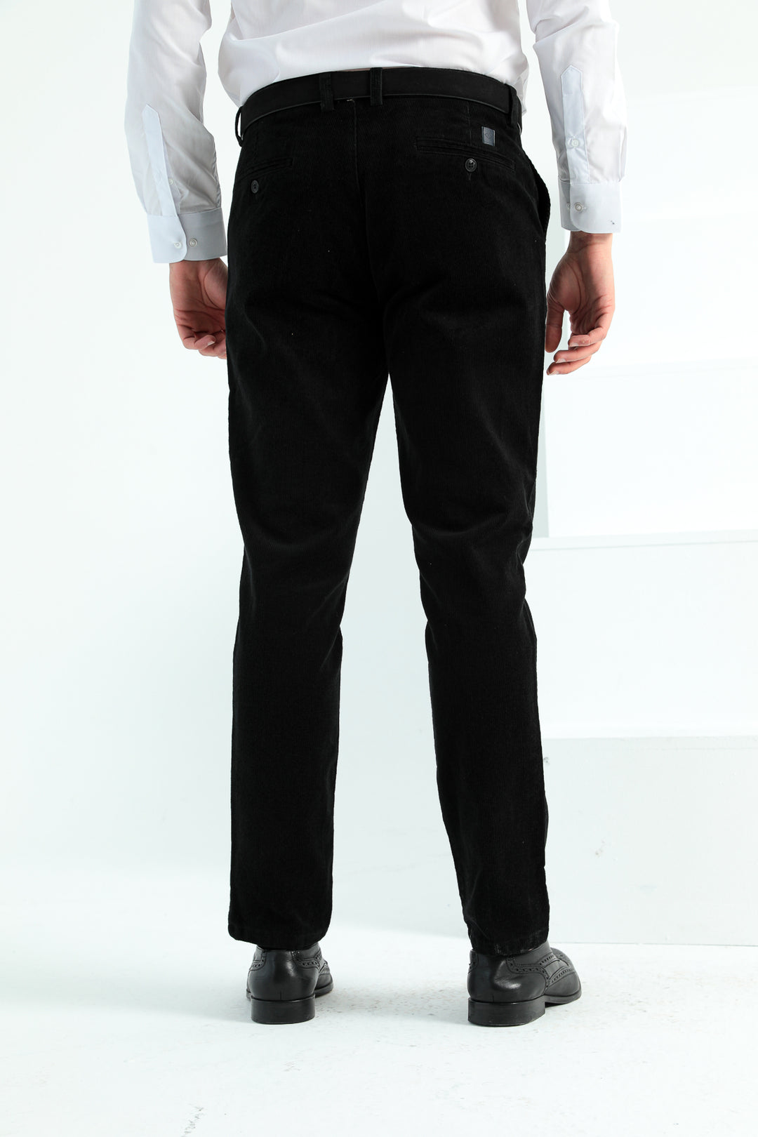 MPL Men's Slimfit Corduroy Pants - Leigh