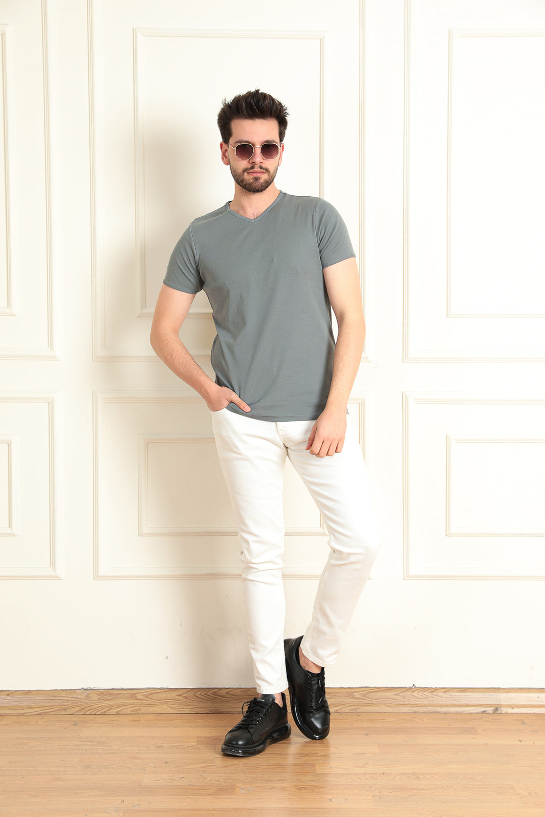 MPL Men's Modern Fit V-Neck T-shirt 2144 - Villareal