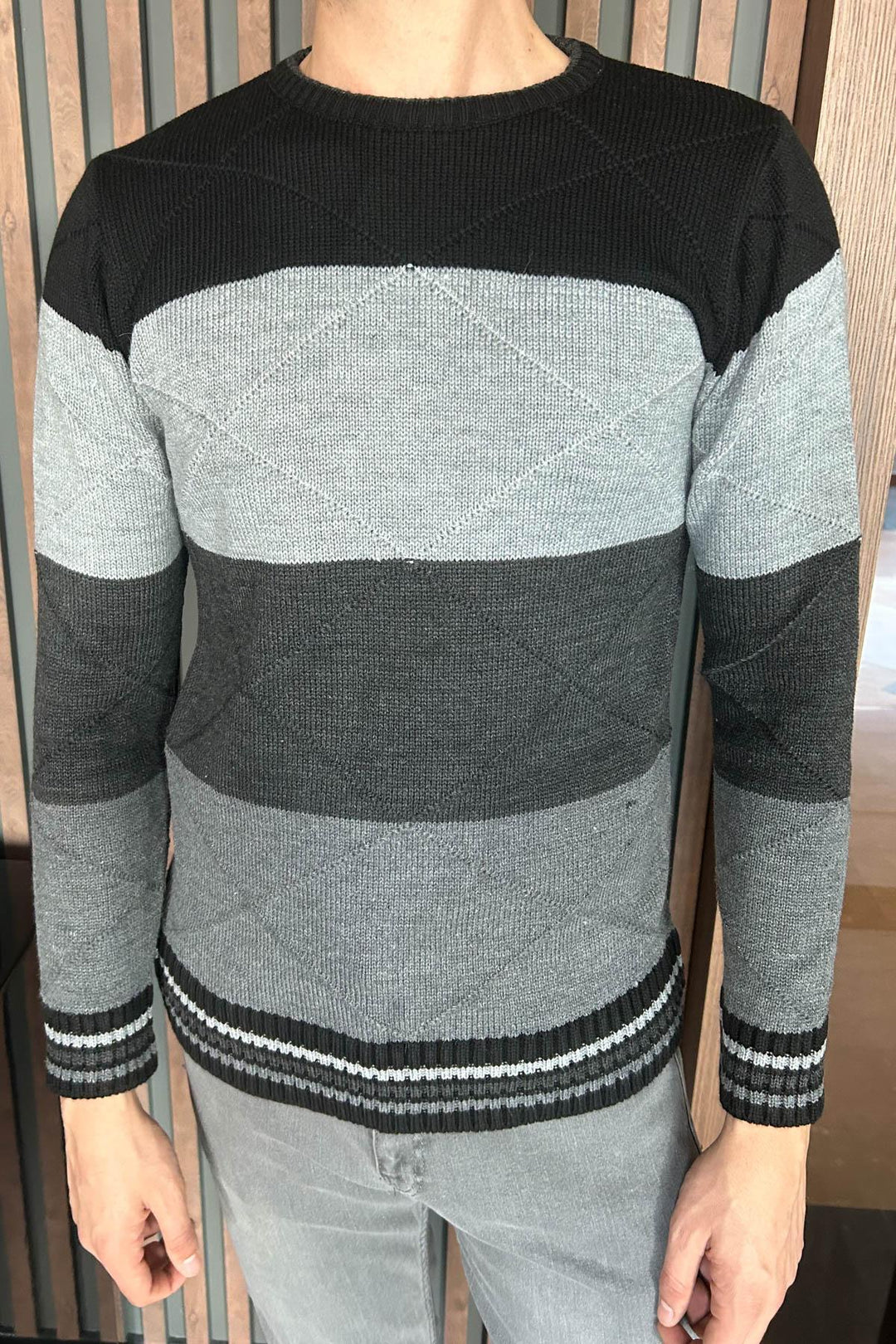 MPL Men's Crew Neck Sweater 062 - Ragusa