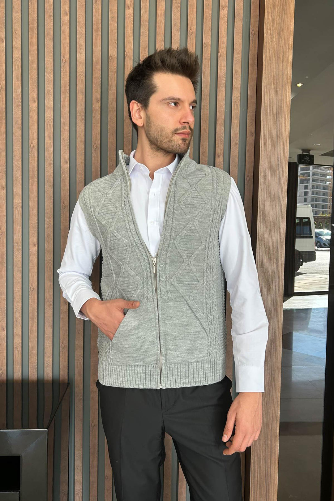 MPL Men's Zippered Vest 569 - Drobeta-Turnu Severin