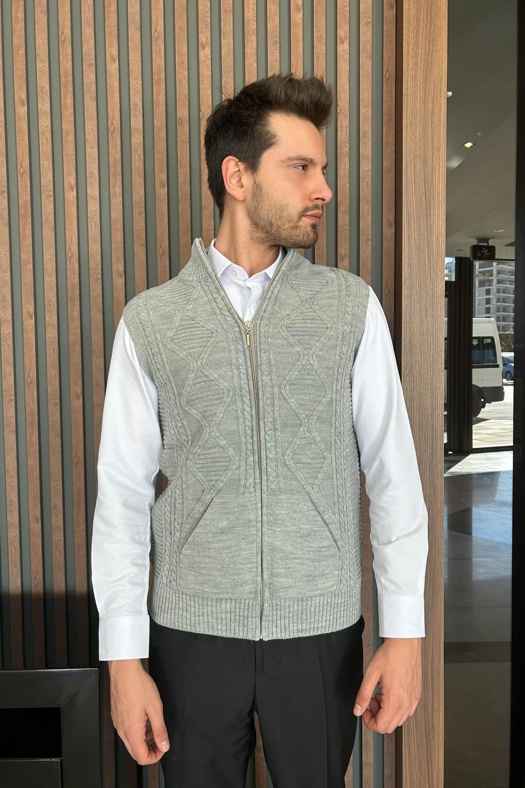 MPL Men's Zippered Vest 569 - Drobeta-Turnu Severin