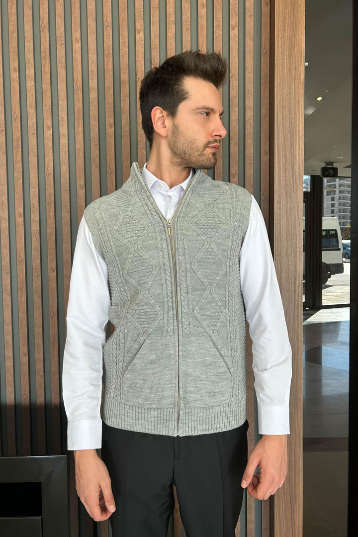 MPL Men's Zippered Vest 569 - Drobeta-Turnu Severin