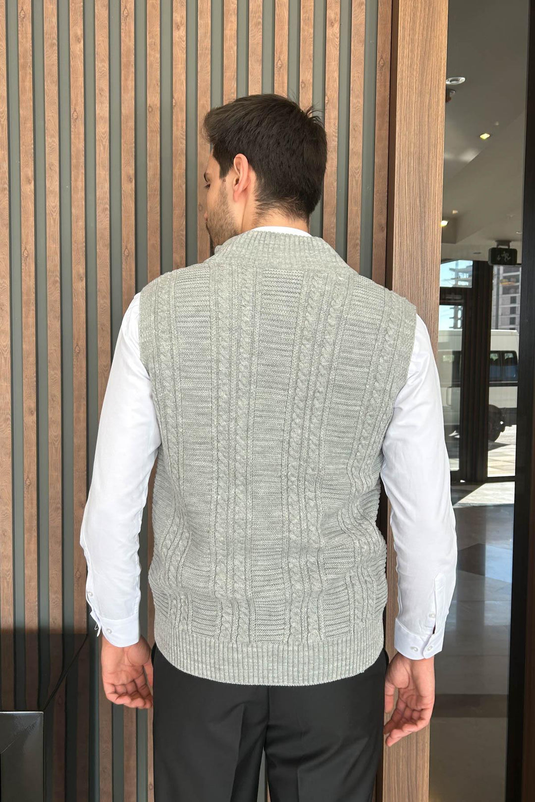 MPL Men's Zippered Vest 569 - Drobeta-Turnu Severin