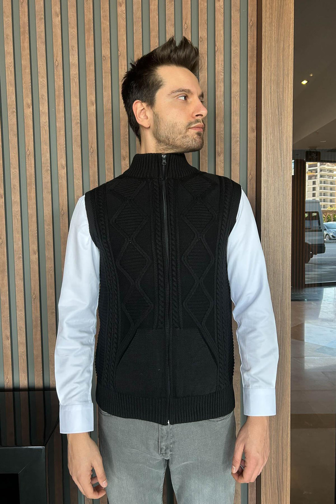 MPL Men's Zippered Vest 569 - Victorville