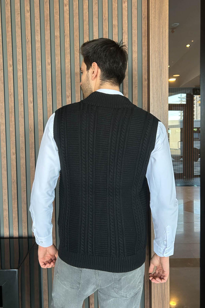 MPL Men's Zippered Vest 569 - Victorville