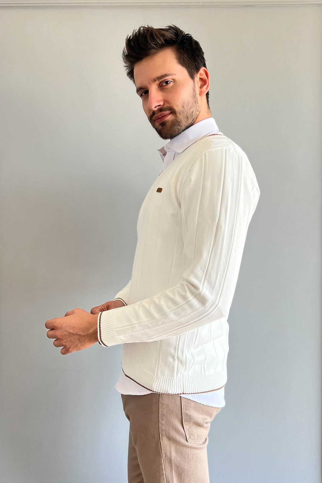 MPL Men's V-Neck Sweater 706 - Tilburg