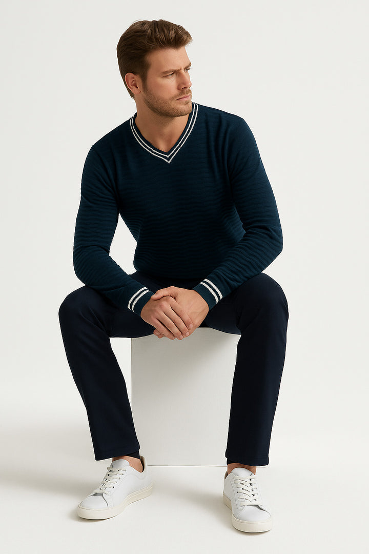 MPL Men's V-Neck Sweater 880 - Burton upon Trent