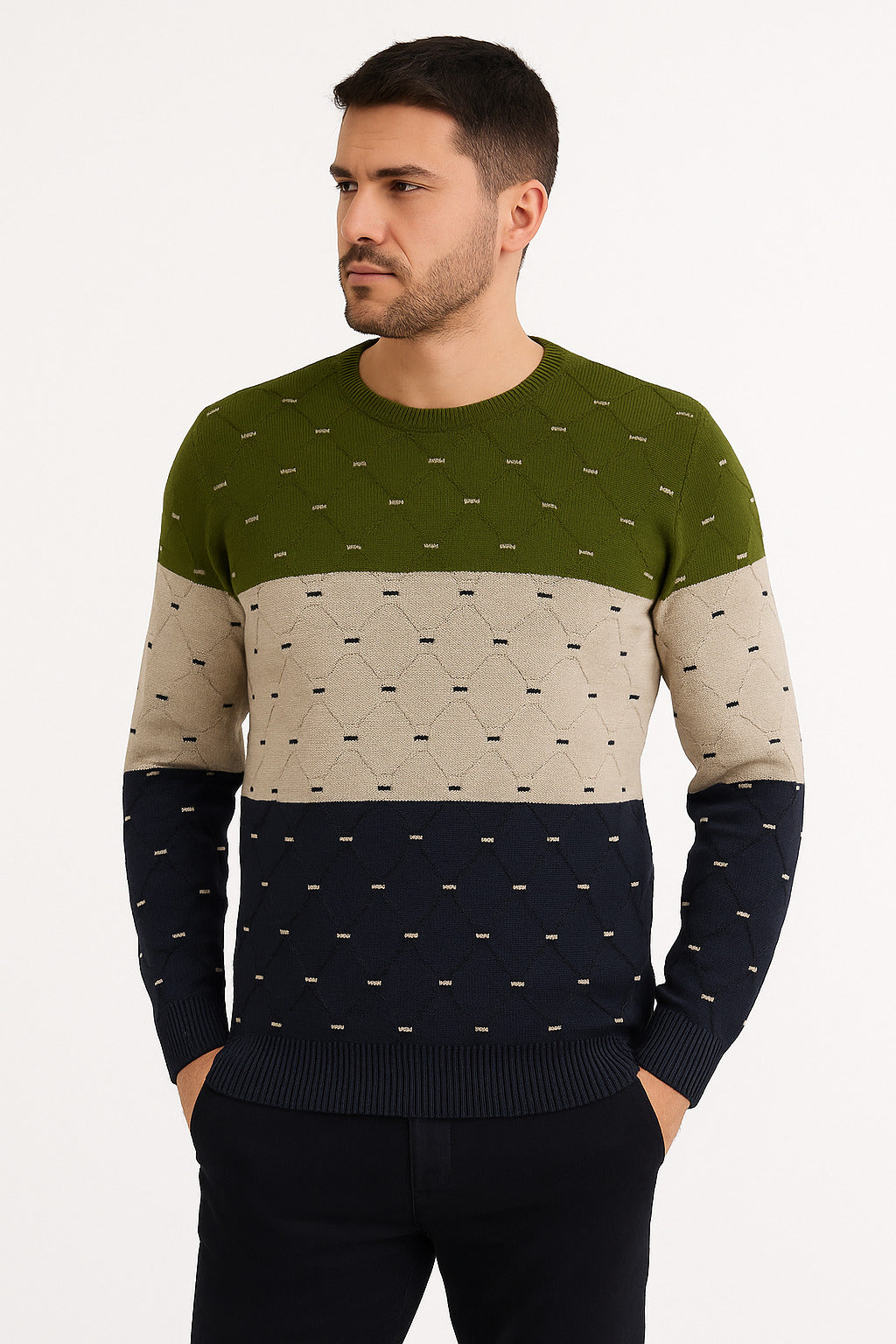 MPL Men's V-Neck Sweater 235 - Caerphilly