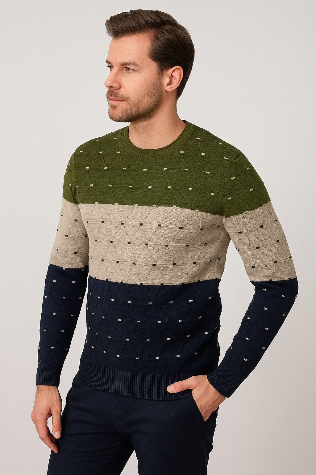 MPL Men's V-Neck Sweater 235 - Caerphilly