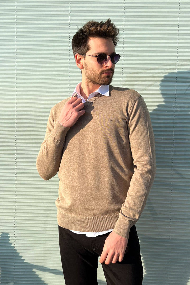 MPL Men's V-Neck Sweater 2061 - Christchurch