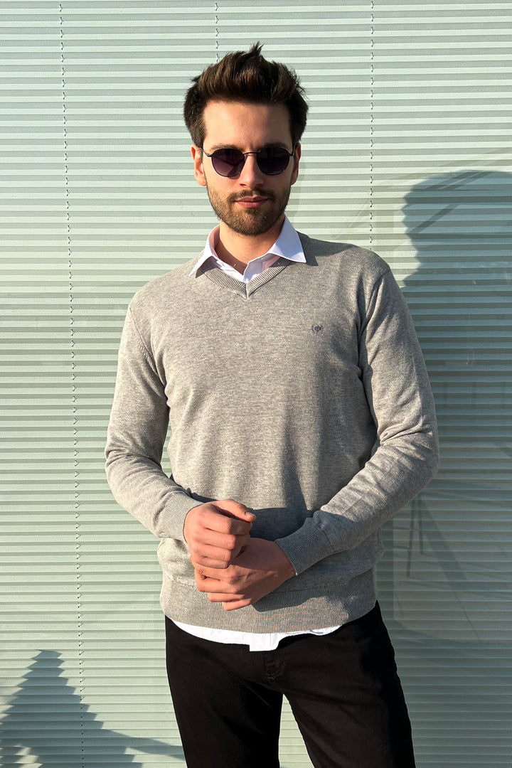 MPL Men's V-Neck Sweater 2061 - Santiago Juxtlahuaca
