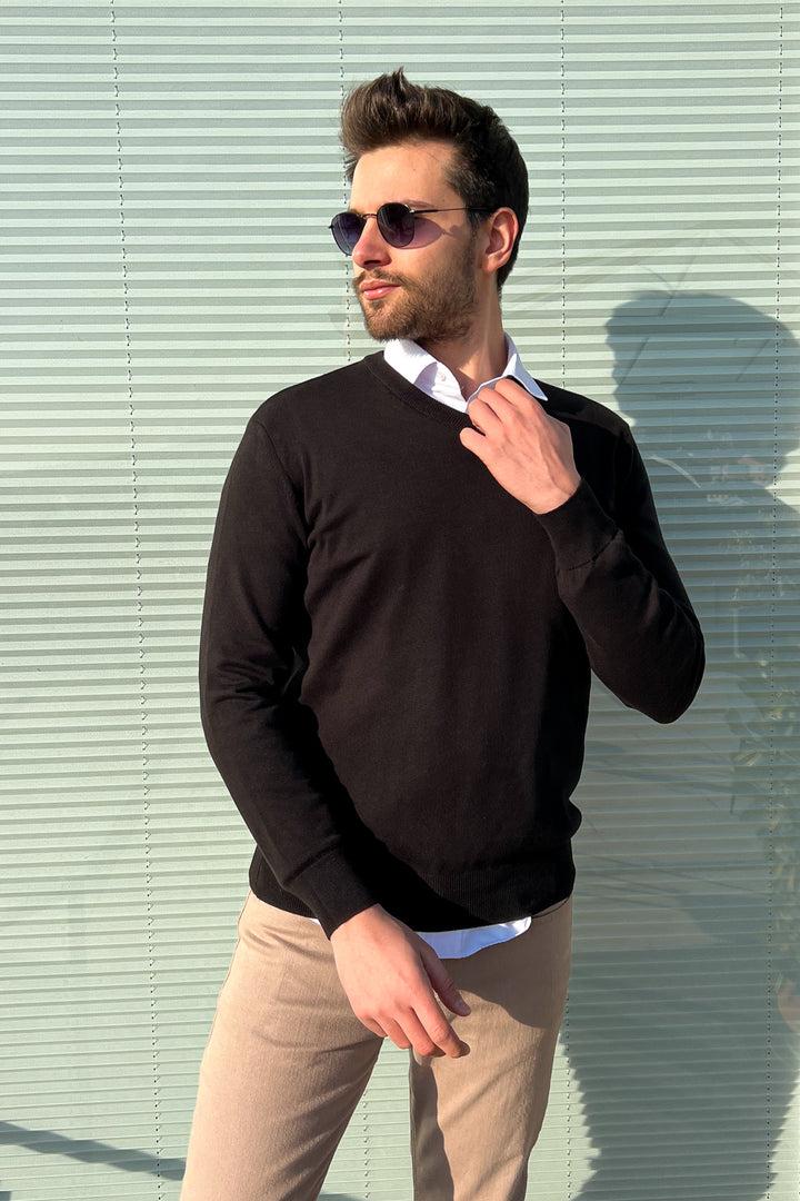 MPL Men's V-Neck Sweater 2061 - Segrate
