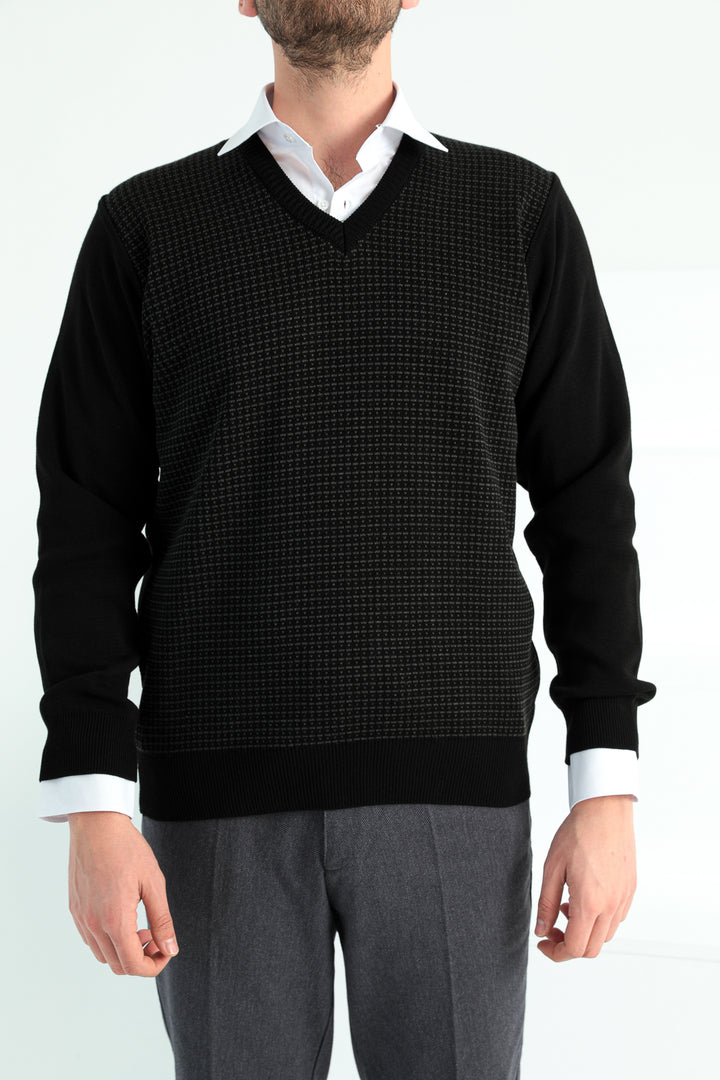 MPL Men's V-Neck Sweater 942 - Fulham