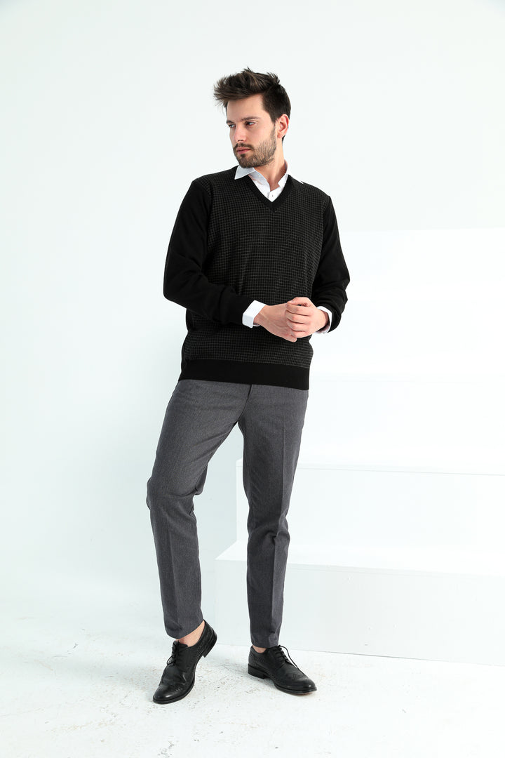 MPL Men's V-Neck Sweater 942 - Fulham