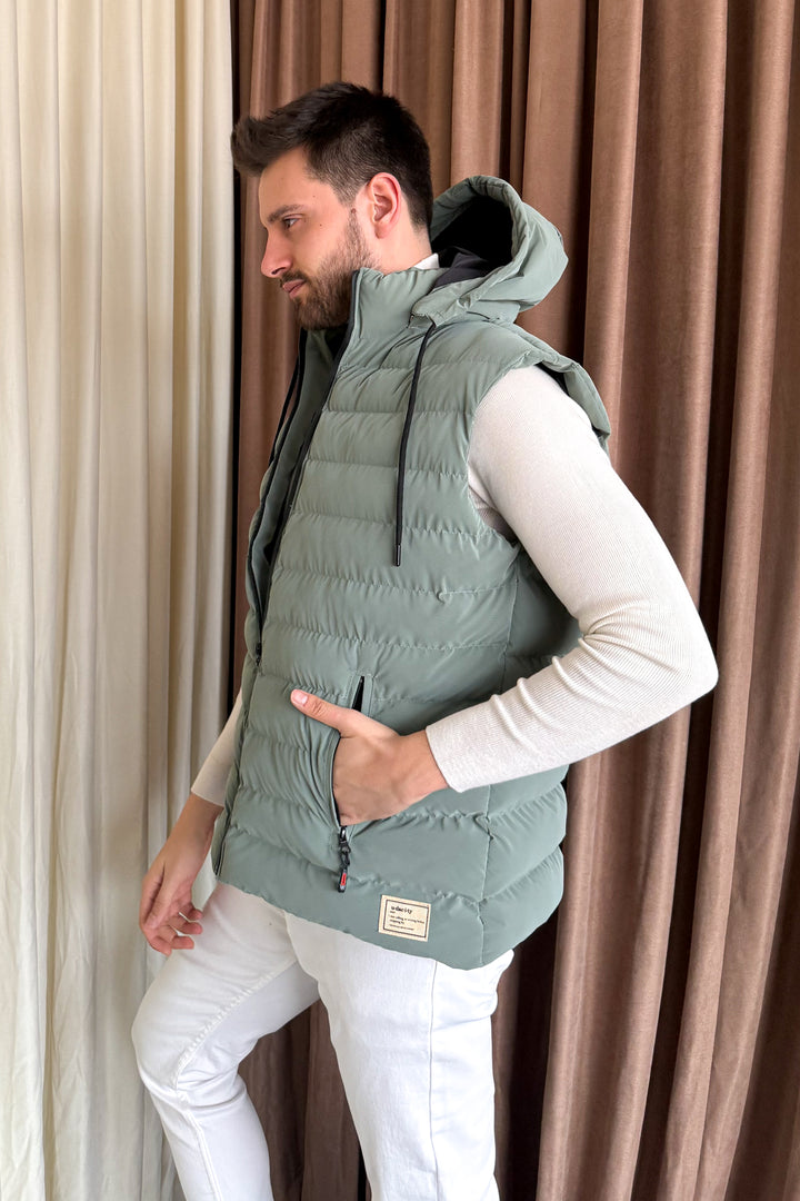 MPL Men's Hooded Puffer Vest - Piacenza