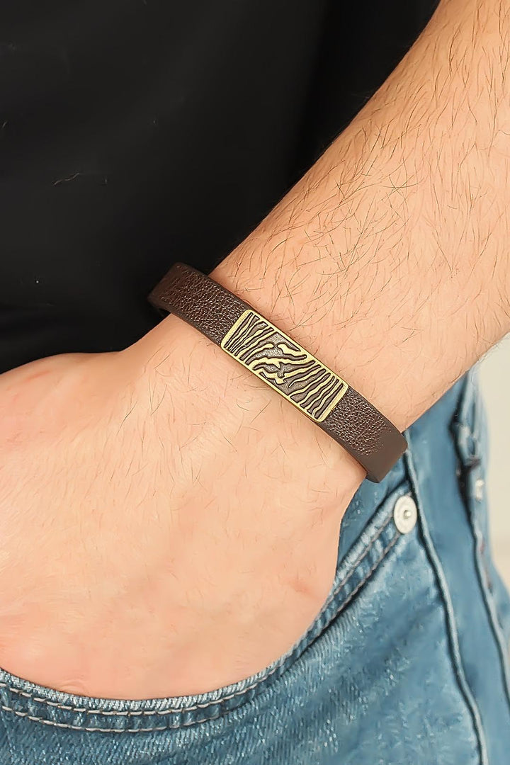EBJ Distressed Metal Zebra Accent Brown Leather Men's Bracelet - Newbury