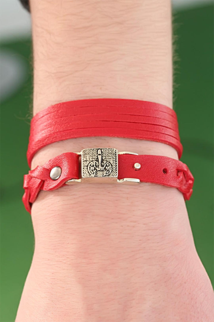 EBJ Red Leather Men's Bracelet with Metal Accessories Combination - Moortebeek