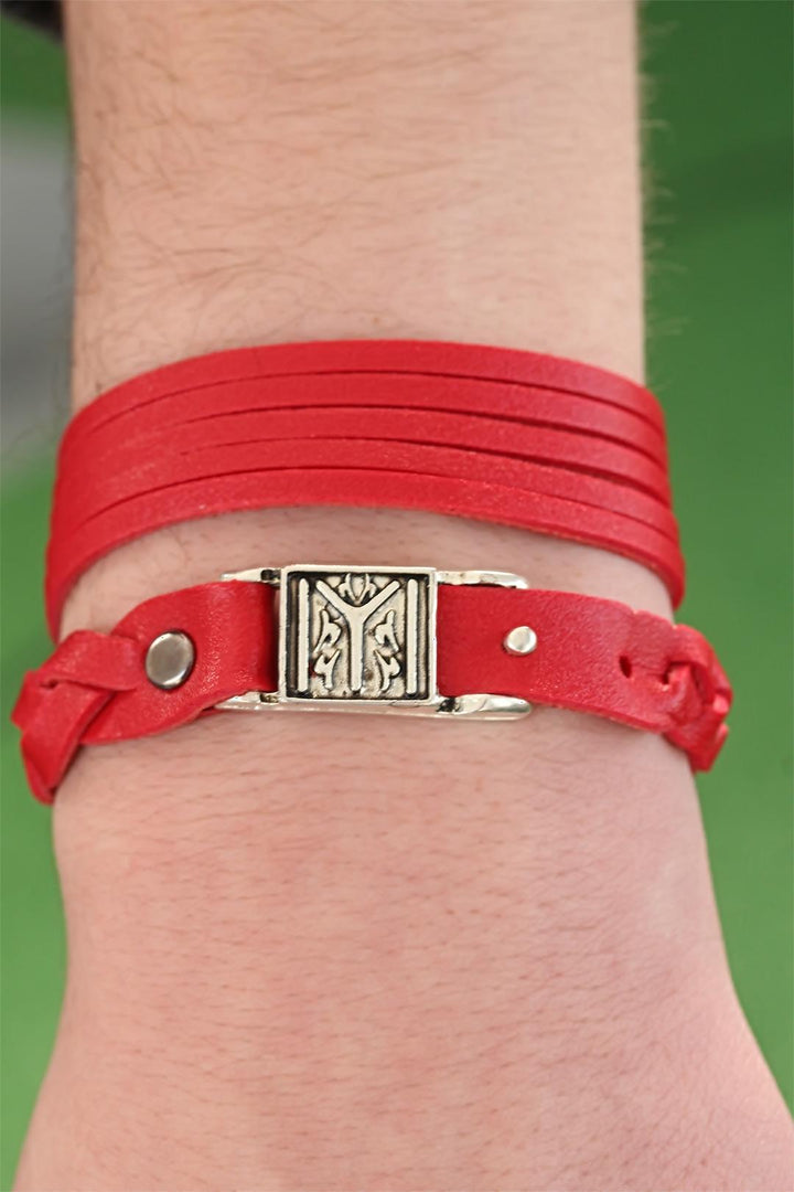 EBJ Red Leather Men's Bracelet with Patterned Metal Accessories Combination - Zaventem