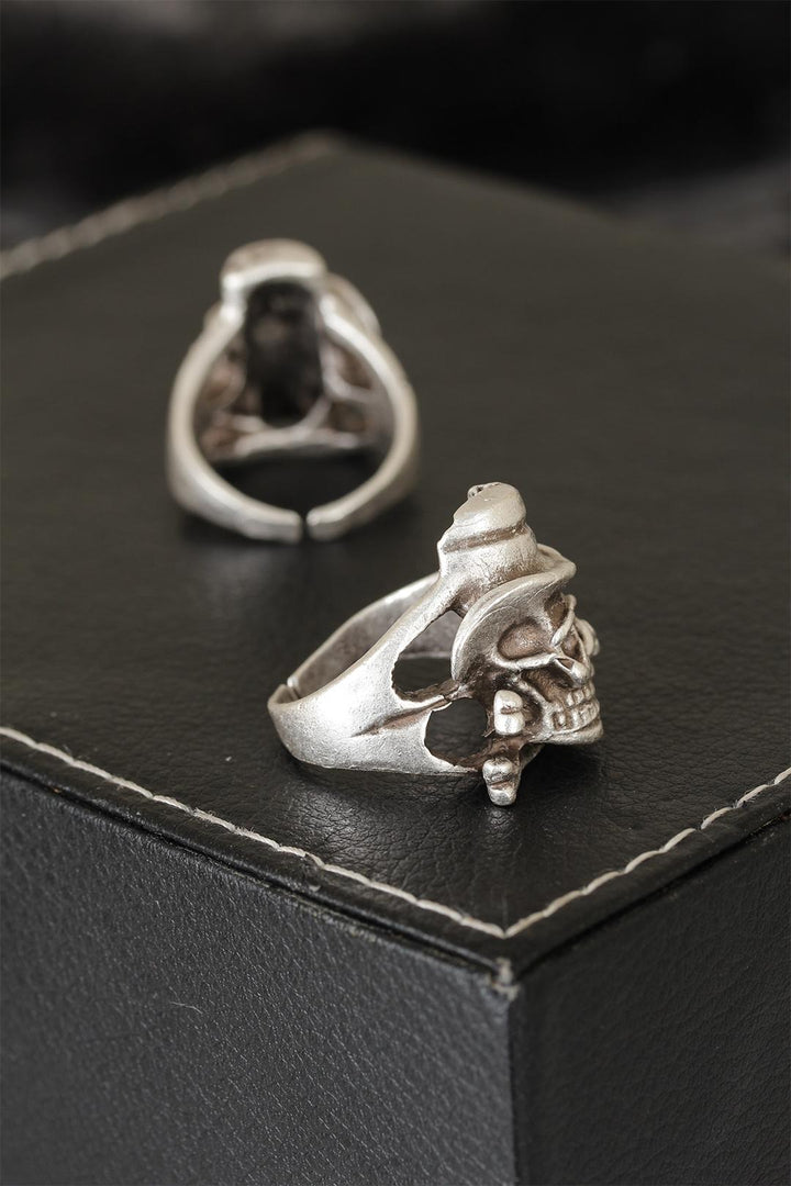 EBJ Adjustable Model Men's Ring with Dry Skull Design in Antique Silver Color - Gold Coast