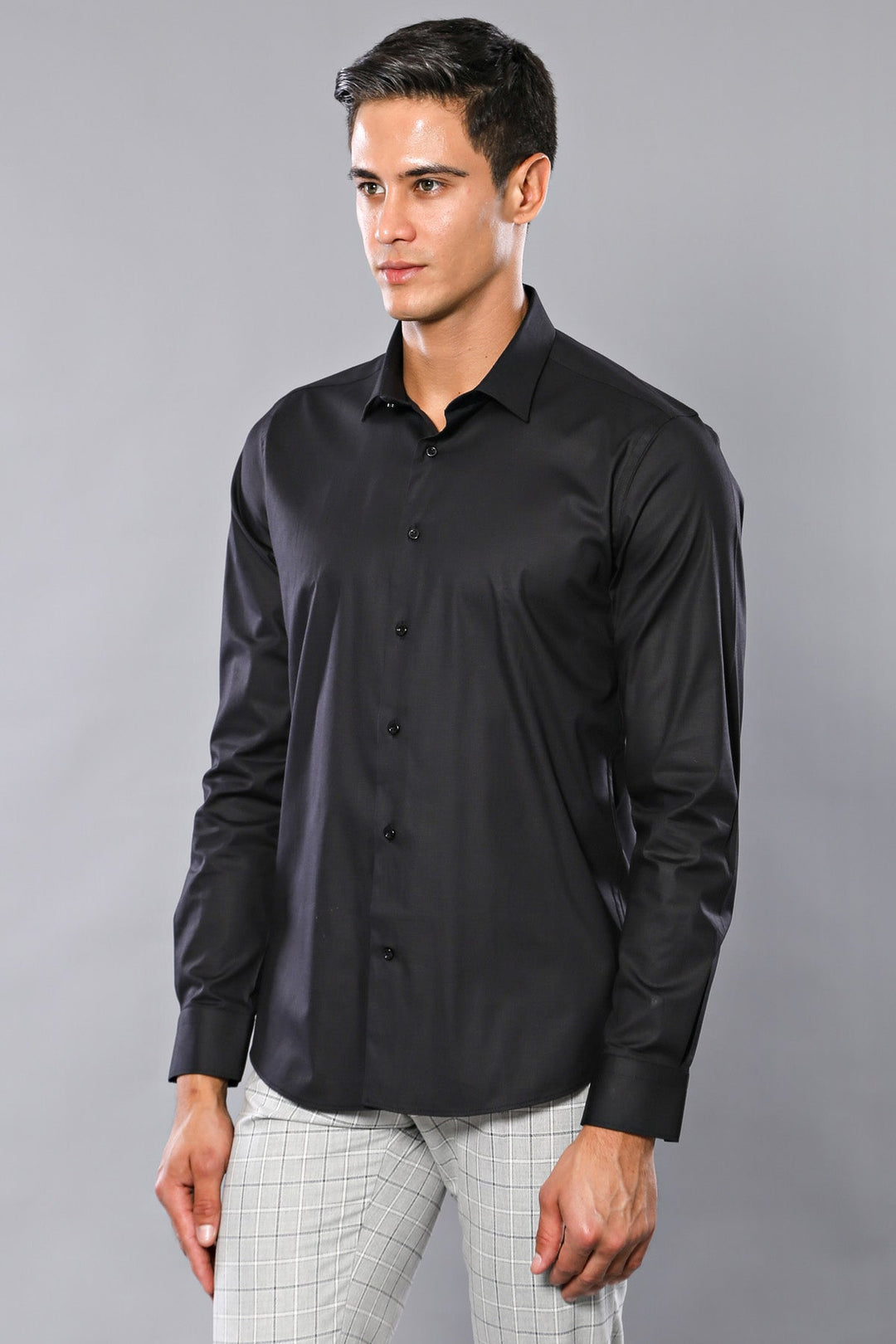 WSS Plain Slim Fit Black Men Shirt  - La Roche-sur-Yon