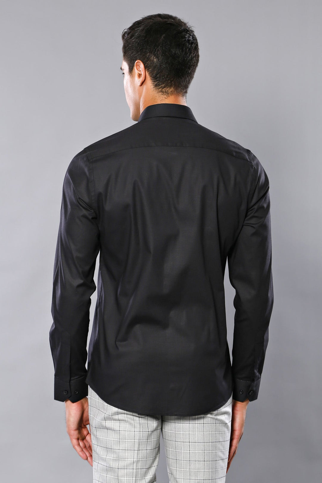 WSS Plain Slim Fit Black Men Shirt  - La Roche-sur-Yon