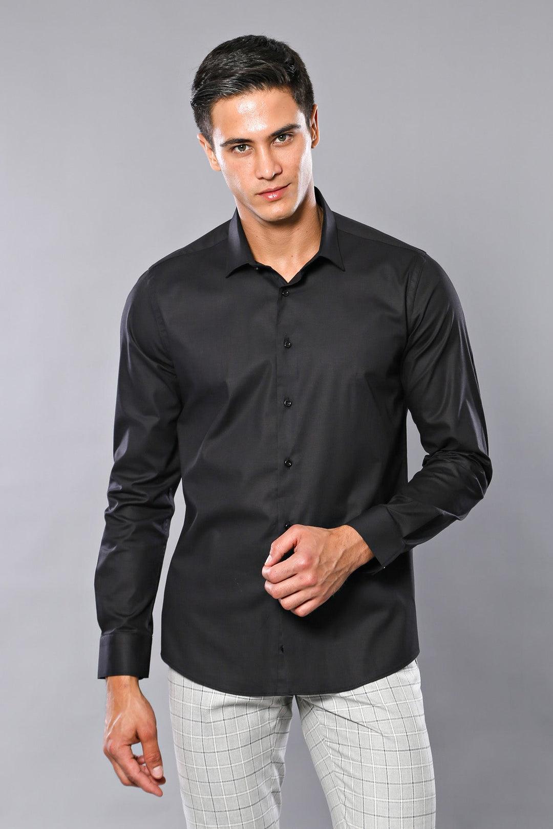WSS Plain Slim Fit Black Men Shirt  - La Roche-sur-Yon