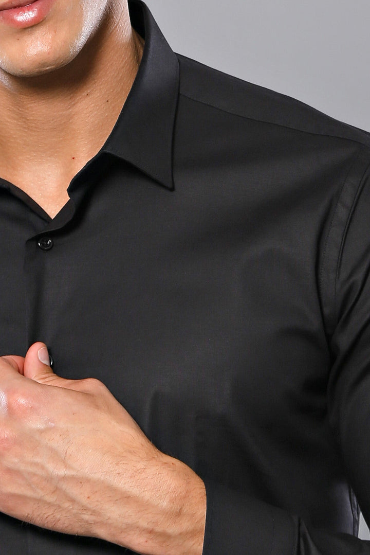 WSS Plain Slim Fit Black Men Shirt  - La Roche-sur-Yon