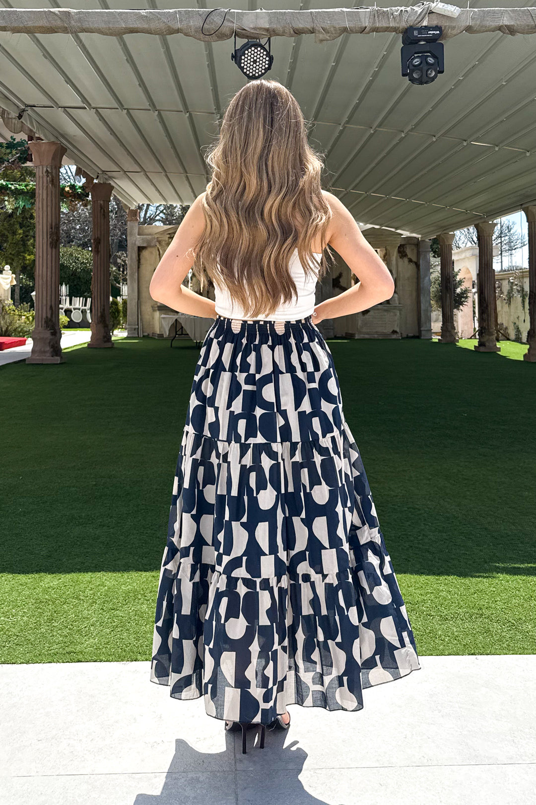 MPL Woman Ruffled Long Skirt - Broken Arrow
