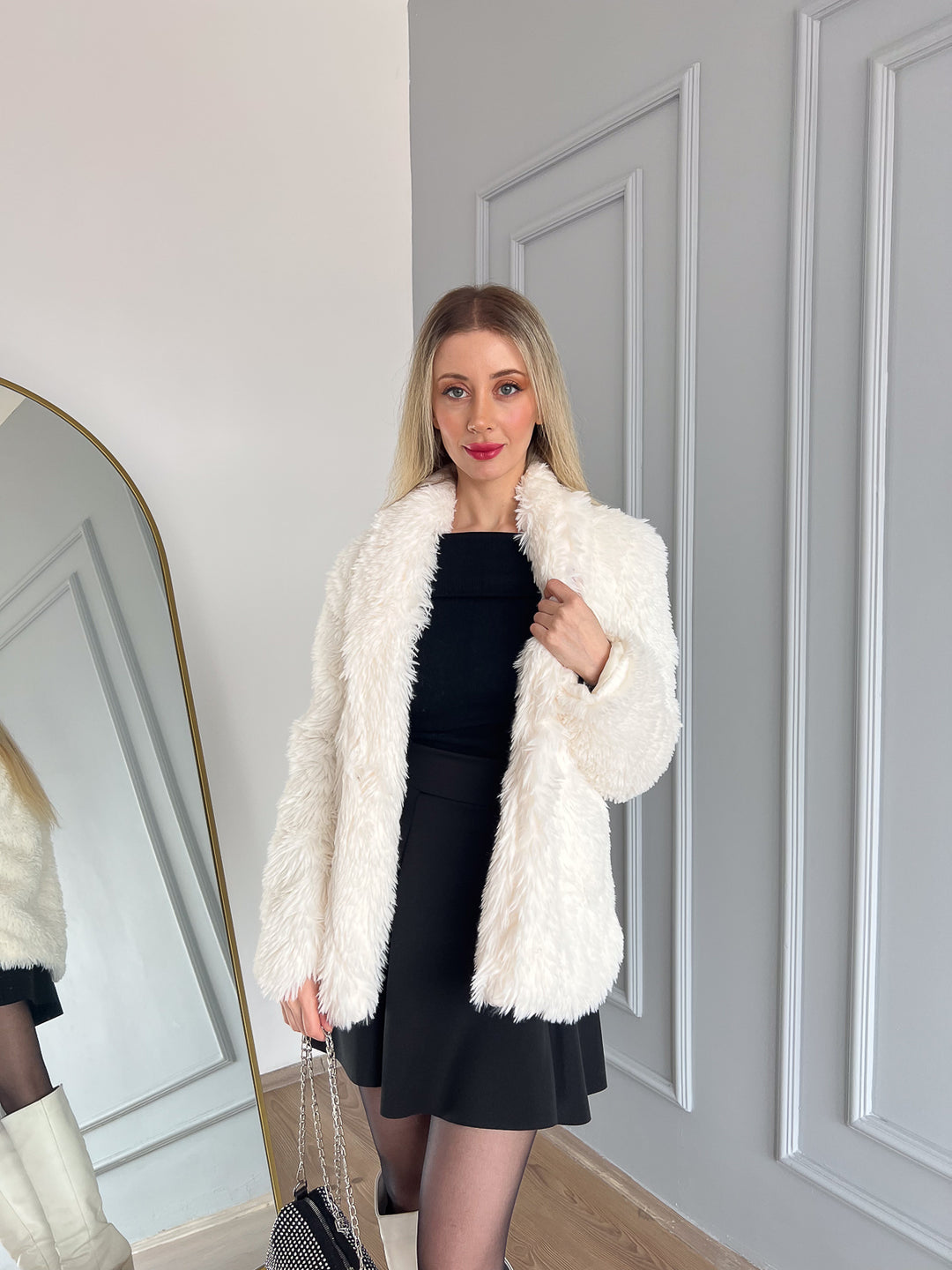 MPL Woman Short Faux Fur 9088 - Châtelet