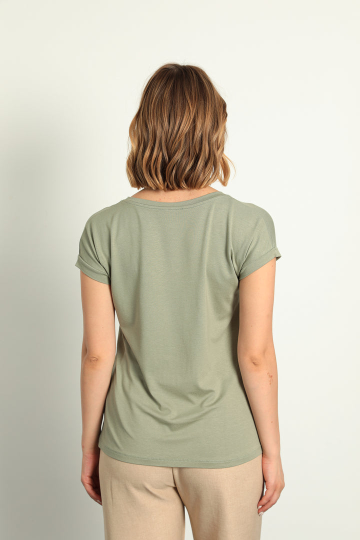 MPL Woman V-neck Slit T-shirt 2000 - Streatham
