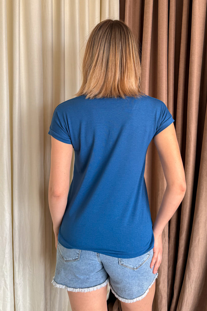 MPL Women's V-neck Slit T-shirt 2000 - Olney
