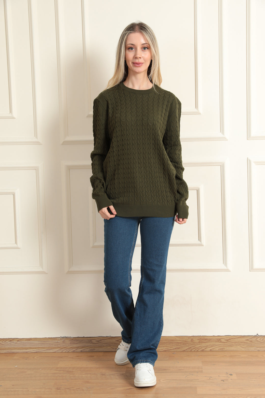 MPL Woman's Cable Knit Sweater - Brasschaat