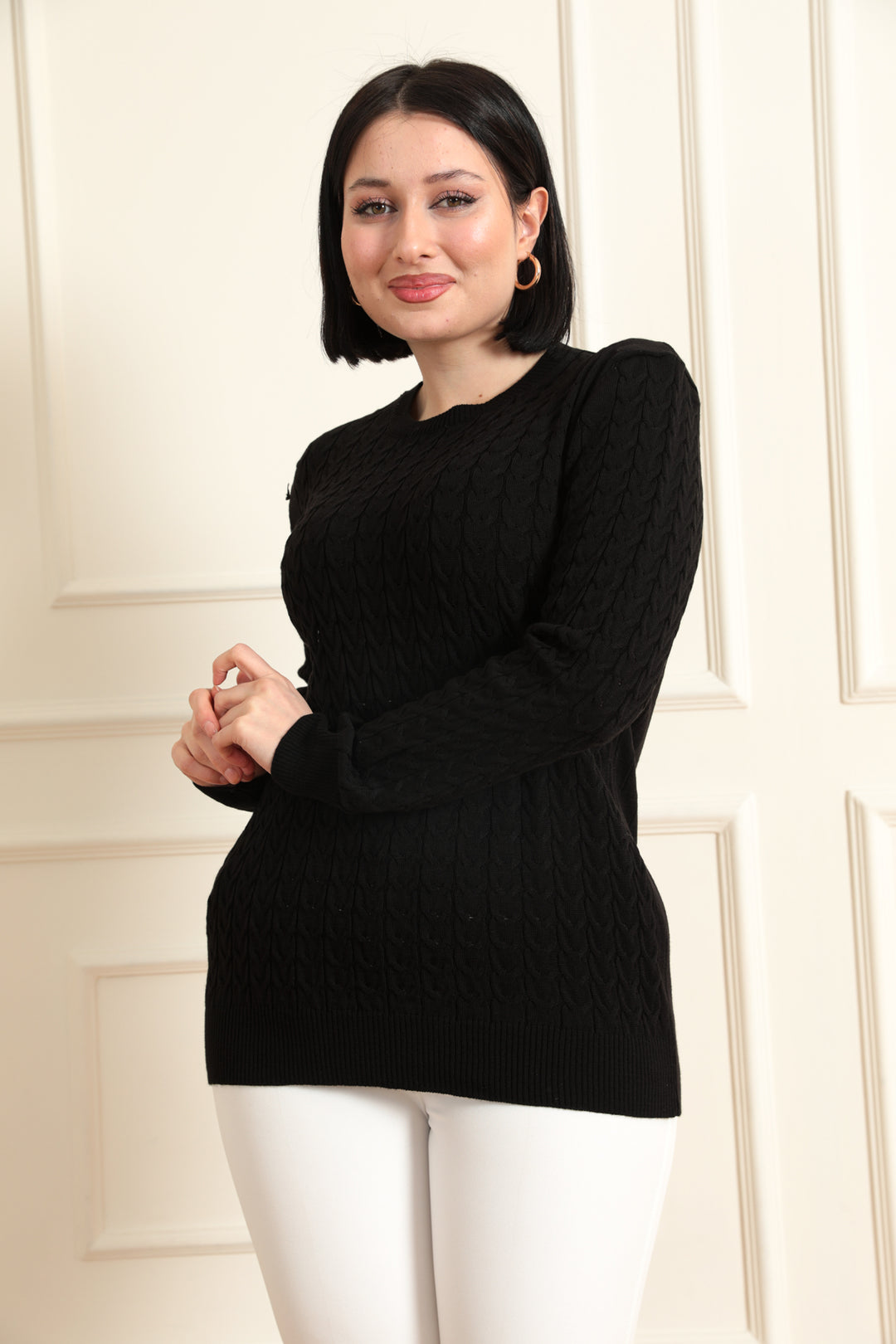 MPL Woman's Cable Knit Sweater - Alexandria