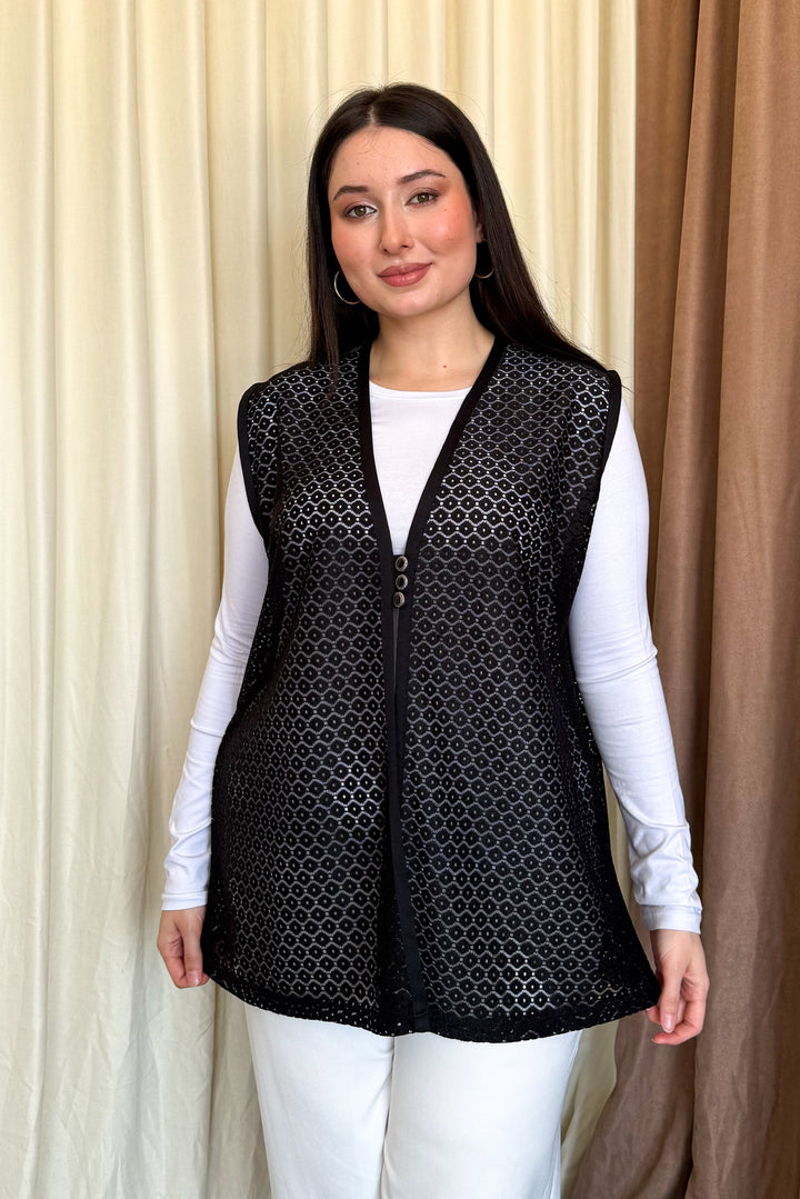 MPL Women's Plus Size Lace Short Vest - Leighton Buzzard