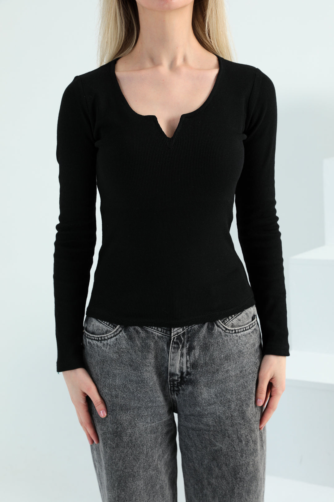 MPL Women's V-Neck Bodysuit with Eyebrow Lace - Philadelphia