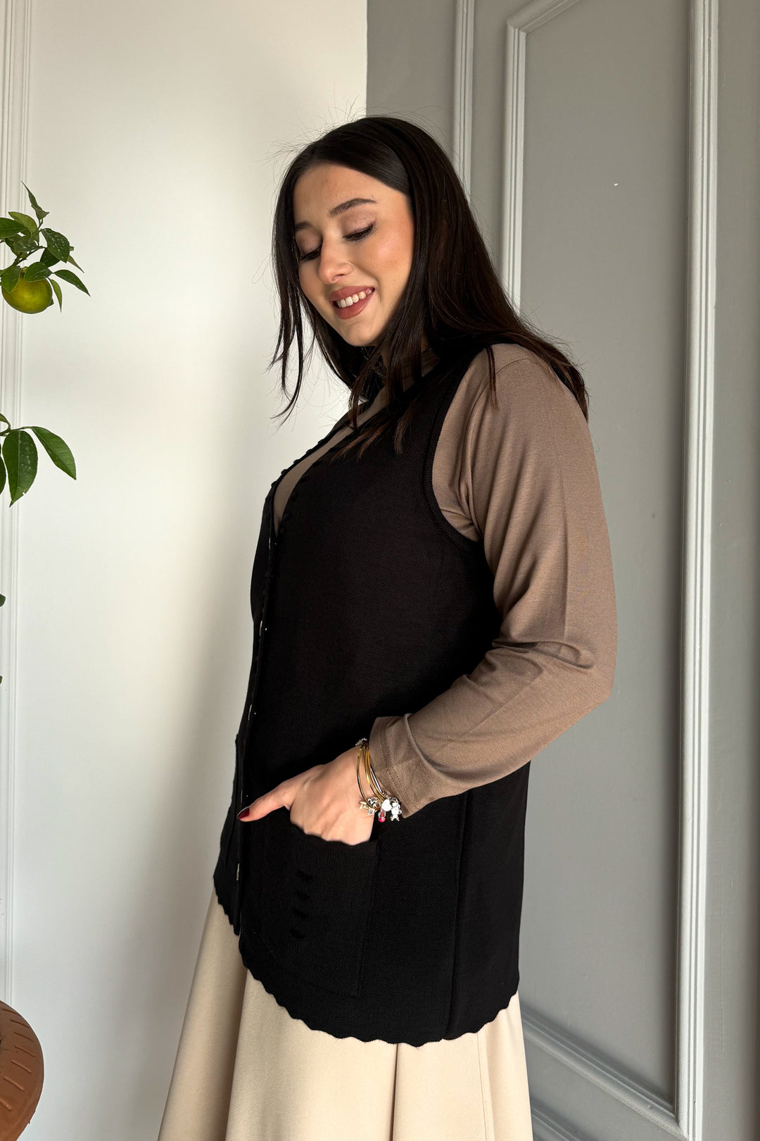 MPL Woman Acrylic Knit Fabric Vest - The Woodlands